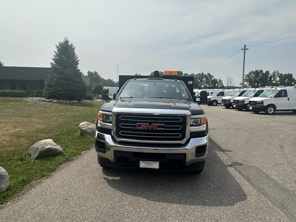 2015 GMC Sierra Image 1