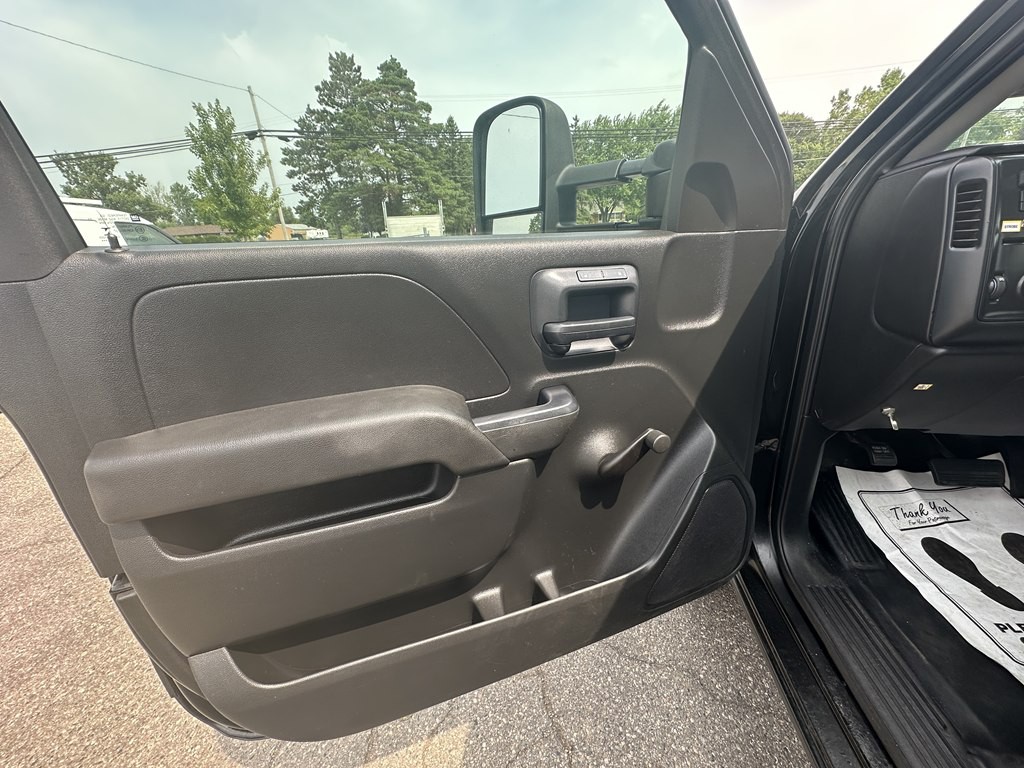 2015 GMC Sierra Image 11