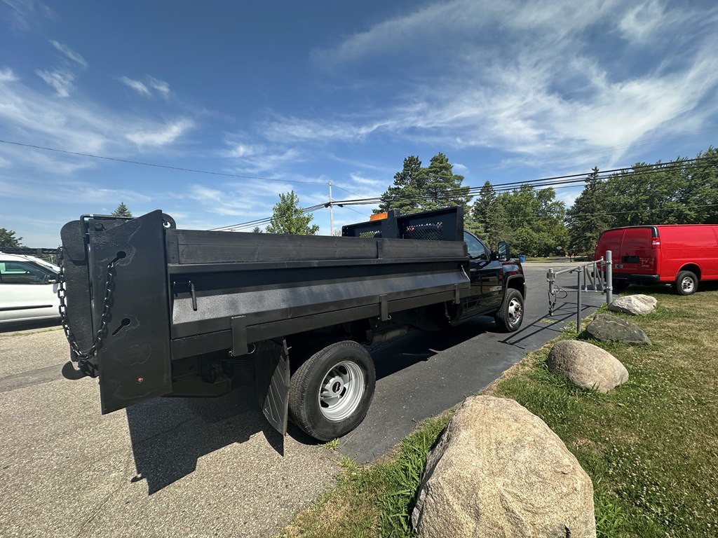 2015 GMC Sierra Image 18
