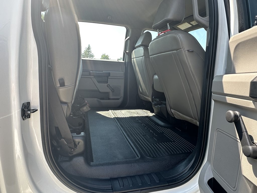 2021 Ford F-350 Image 9