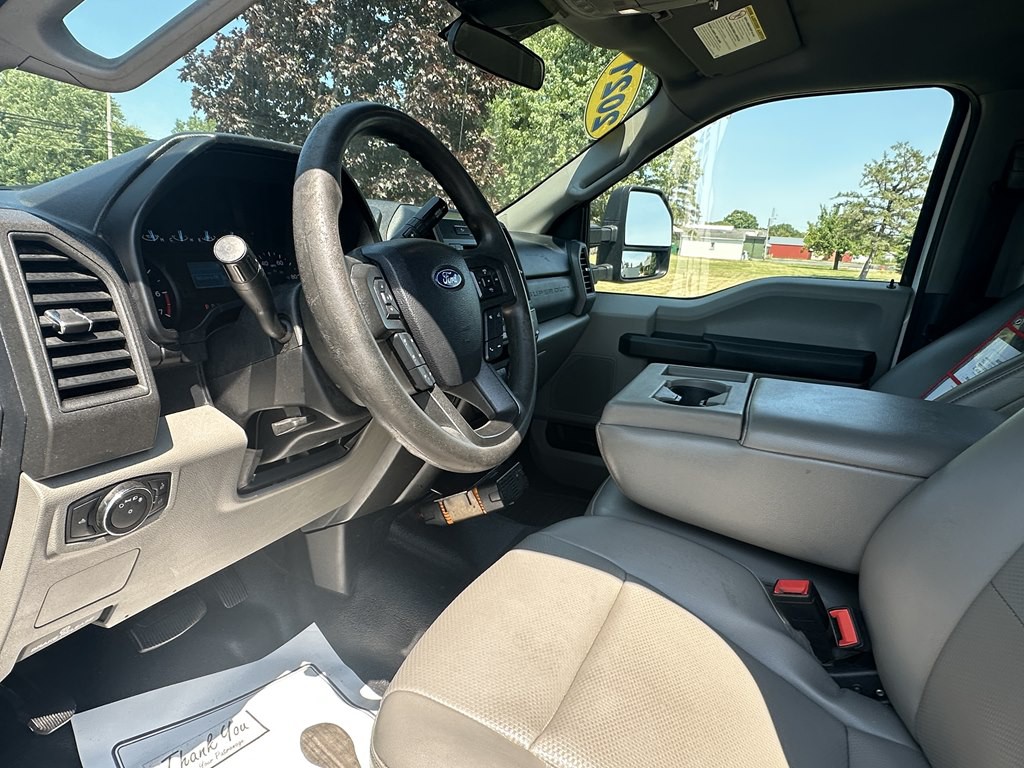 2021 Ford F-350 Image 17