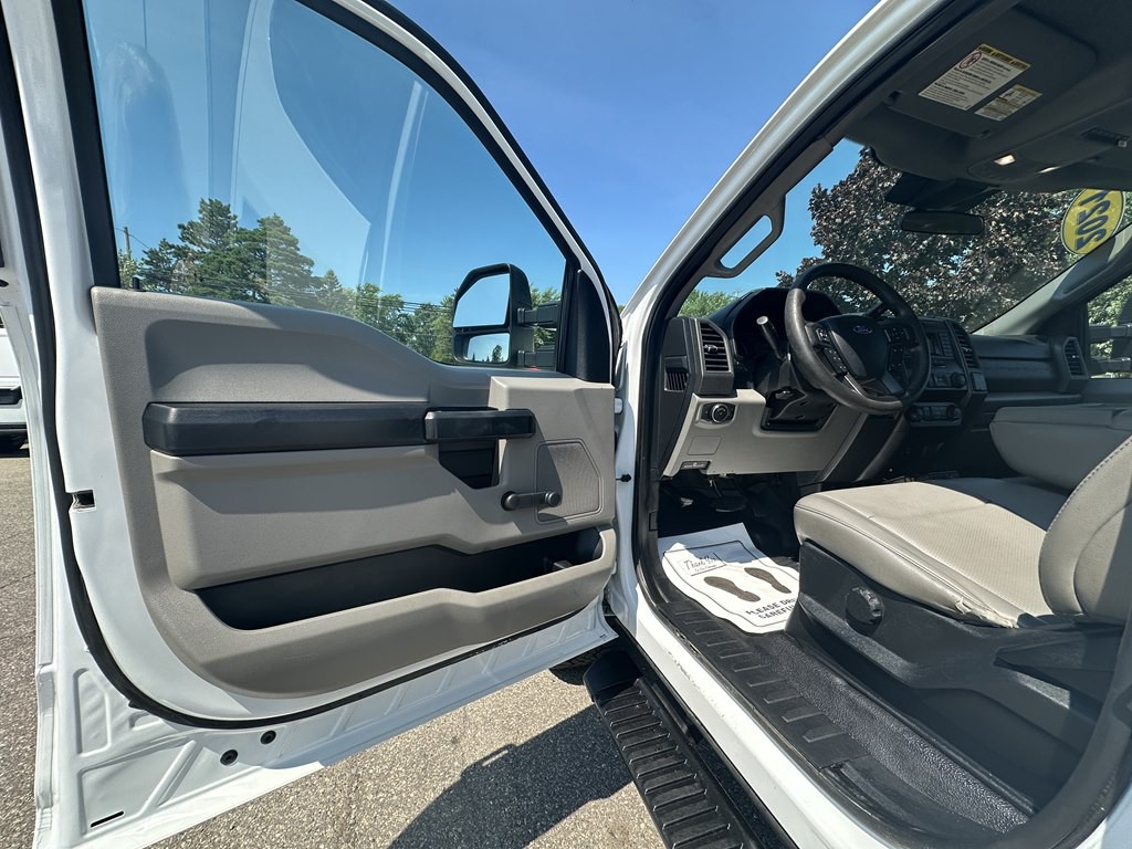 2021 Ford F-350 Image 20