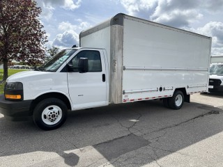 Image for 2021 GMC Savana CUTAWAY G3500 16' BOX ID: 7595819