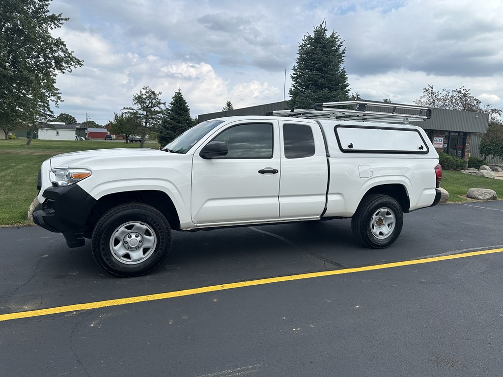 2022 Toyota Tacoma Image 1