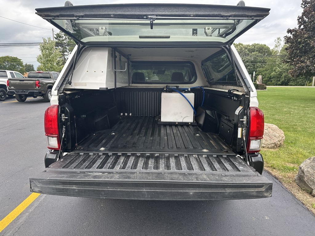 2022 Toyota Tacoma Image 10