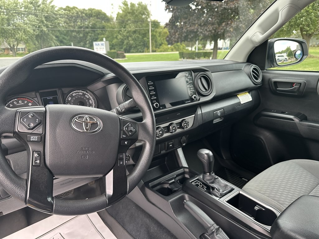 2022 Toyota Tacoma Image 17