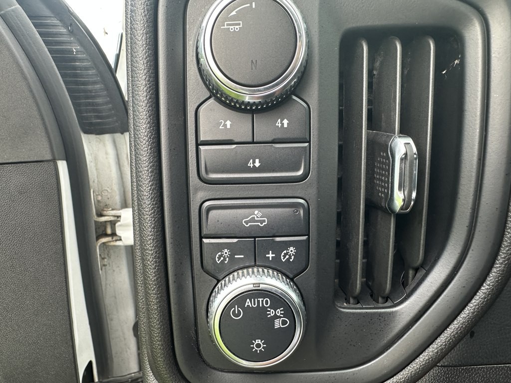 2021 GMC Sierra Image 21