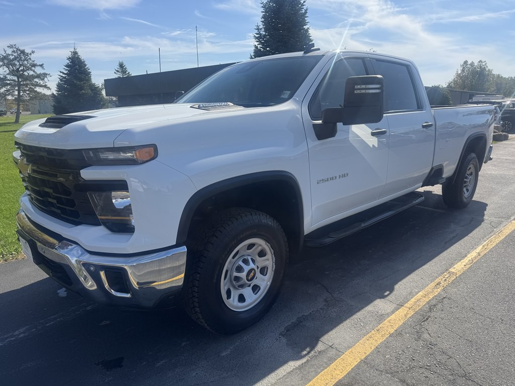2025 Chevrolet Silverado 1500 Image 4