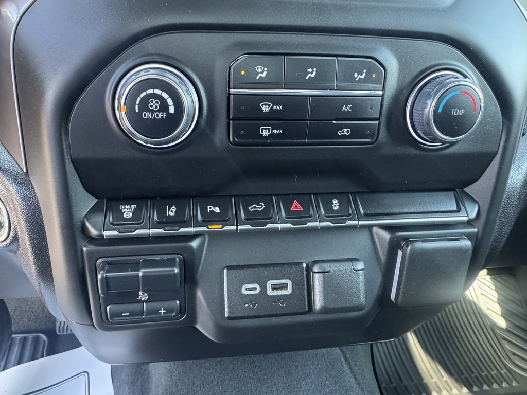 2025 Chevrolet Silverado 1500 Image 18