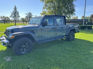 Image for 2025 Jeep Gladiator Sport Soft Top ID: 7700399