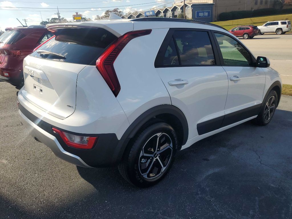 2024 Kia Niro Image 6