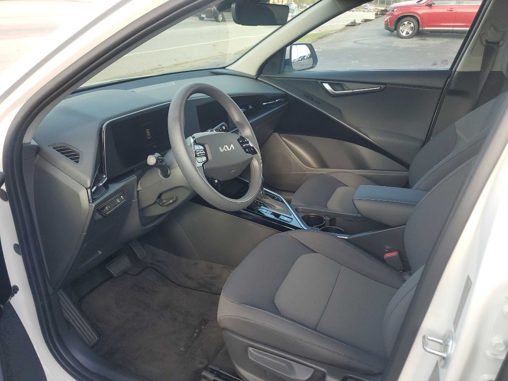2024 Kia Niro Image 9