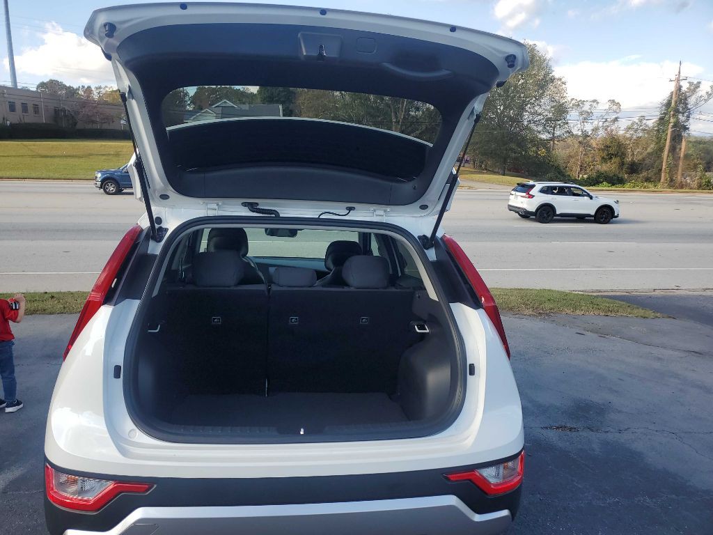 2024 Kia Niro Image 10