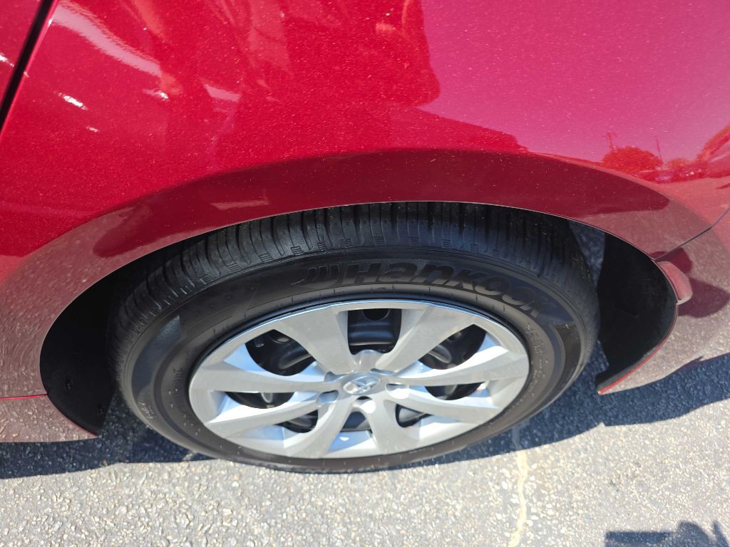 2025 Toyota Corolla Image 10