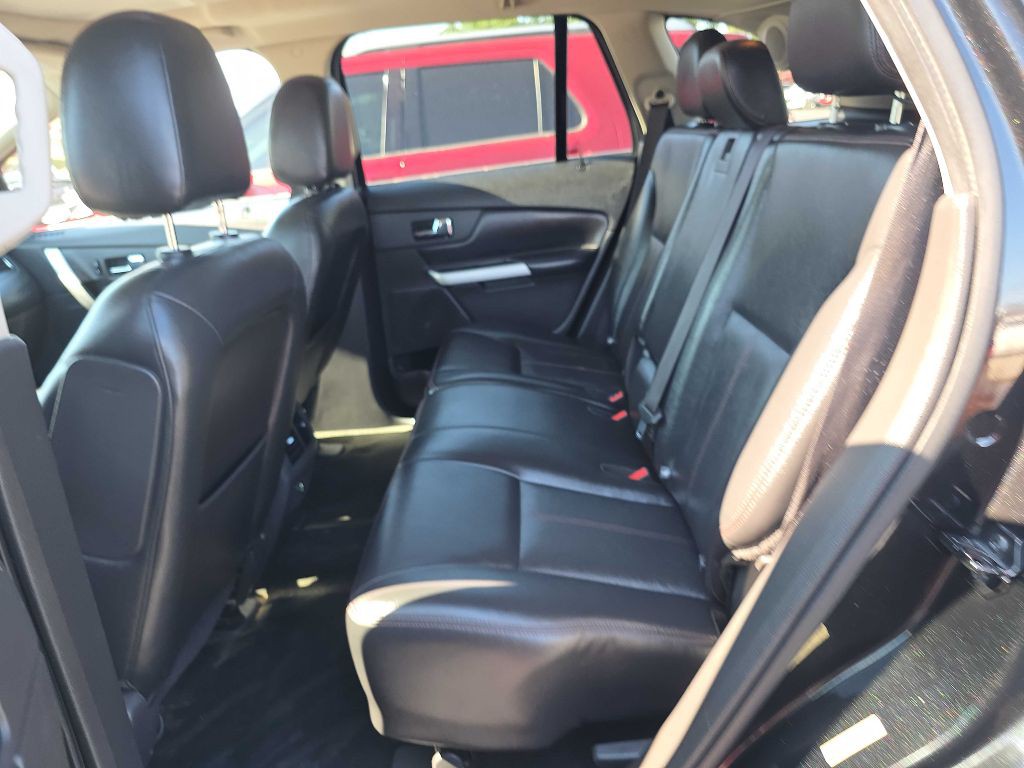 2013 Ford Edge Image 9