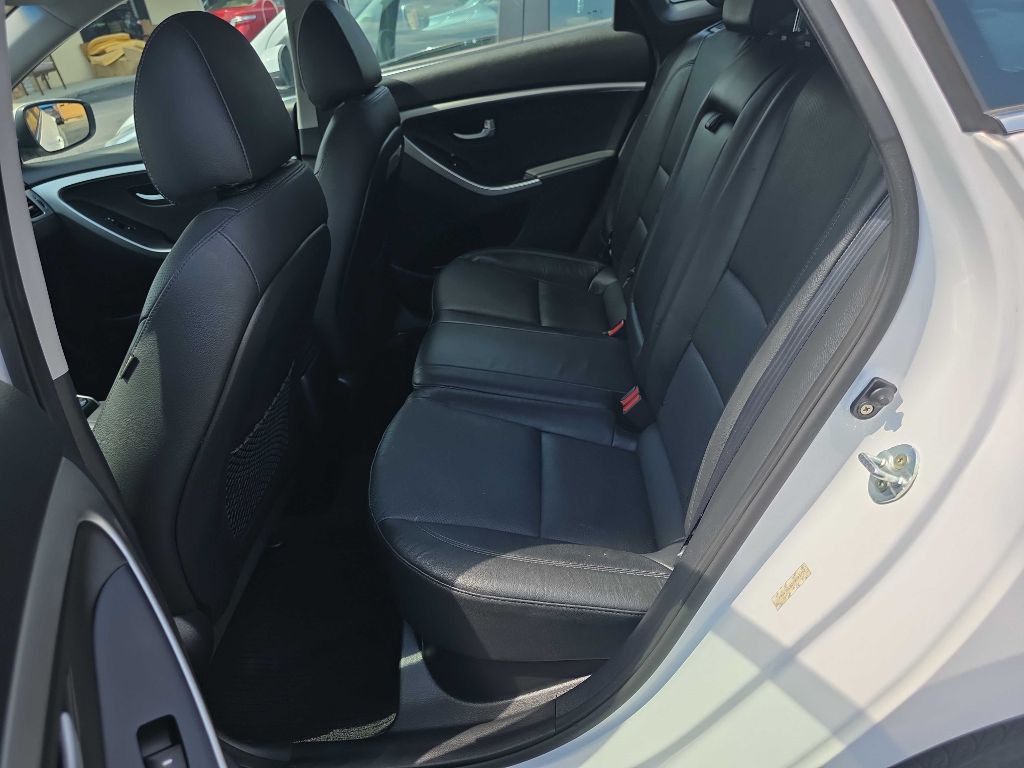 2014 Hyundai Elantra Image 8