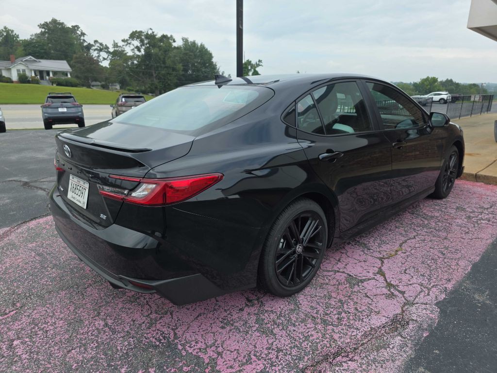 2025 Toyota Camry Image 5