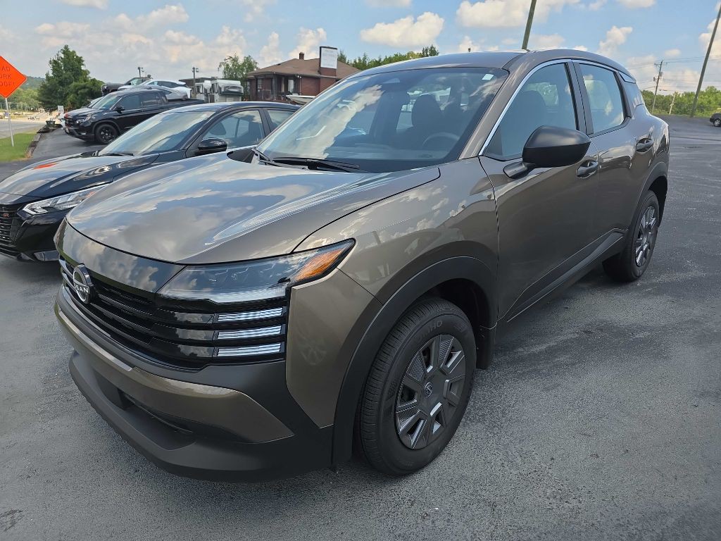 2025 Nissan Kicks Image 1