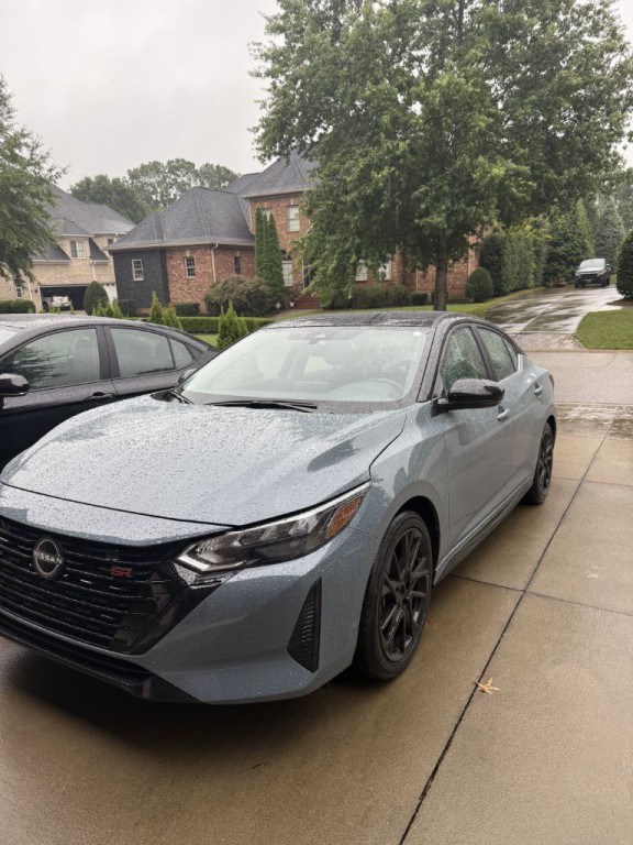 2025 Nissan Sentra Image 1