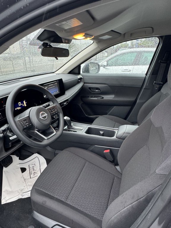 2025 Nissan Kicks Image 8