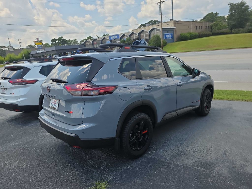 2025 Nissan Rogue Image 4