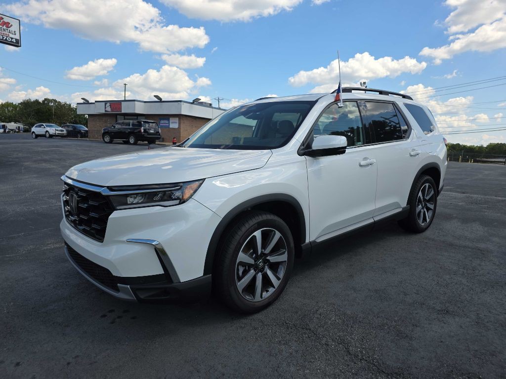 2025 Honda Pilot Image 1