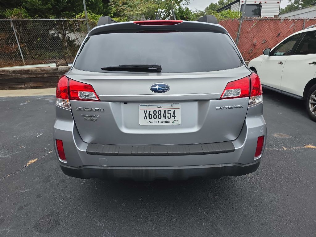 2011 Subaru Outback Image 3