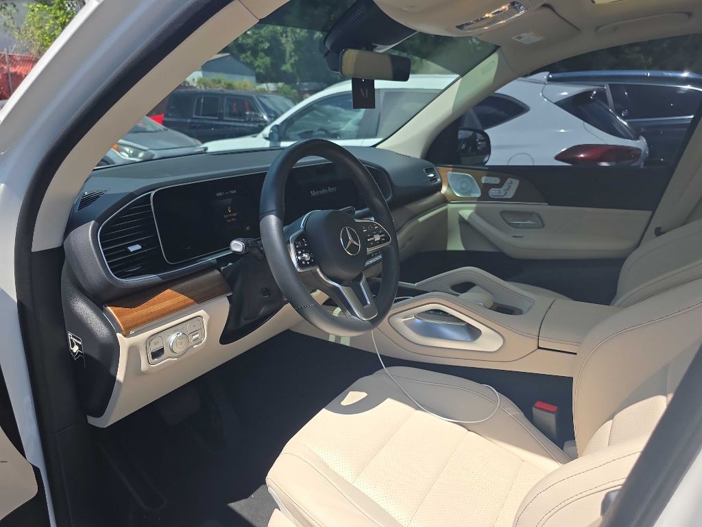 2023 Mercedes-Benz GLE-Class Image 8
