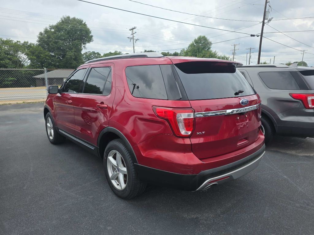 2017 Ford Explorer Image 3
