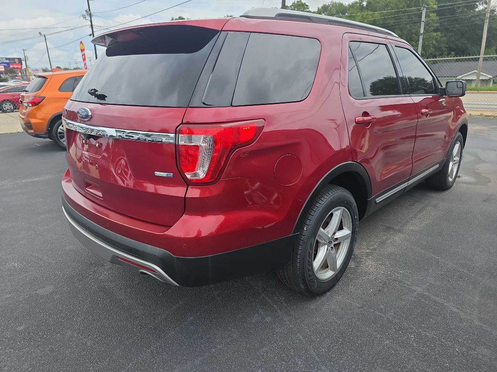 2017 Ford Explorer Image 9