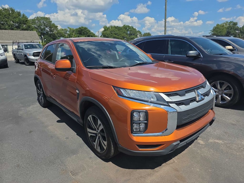 2022 Mitsubishi Outlander Image 6