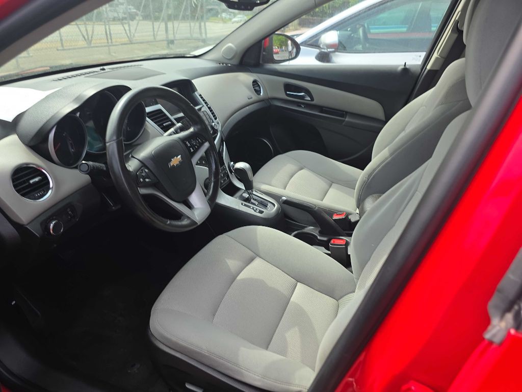 2014 Chevrolet Cruze Image 7