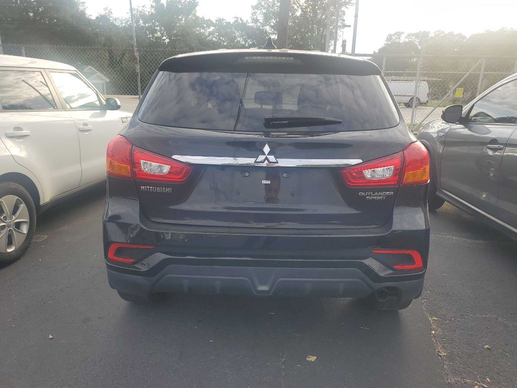 2019 Mitsubishi Outlander Image 5