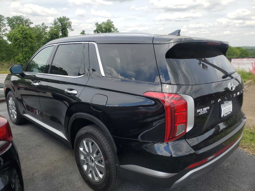 2023 Hyundai Palisade Image 2