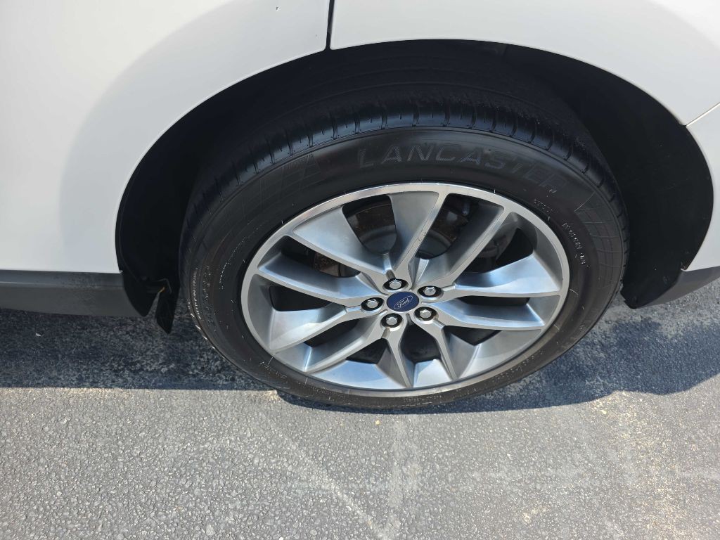 2015 Ford Edge Image 9