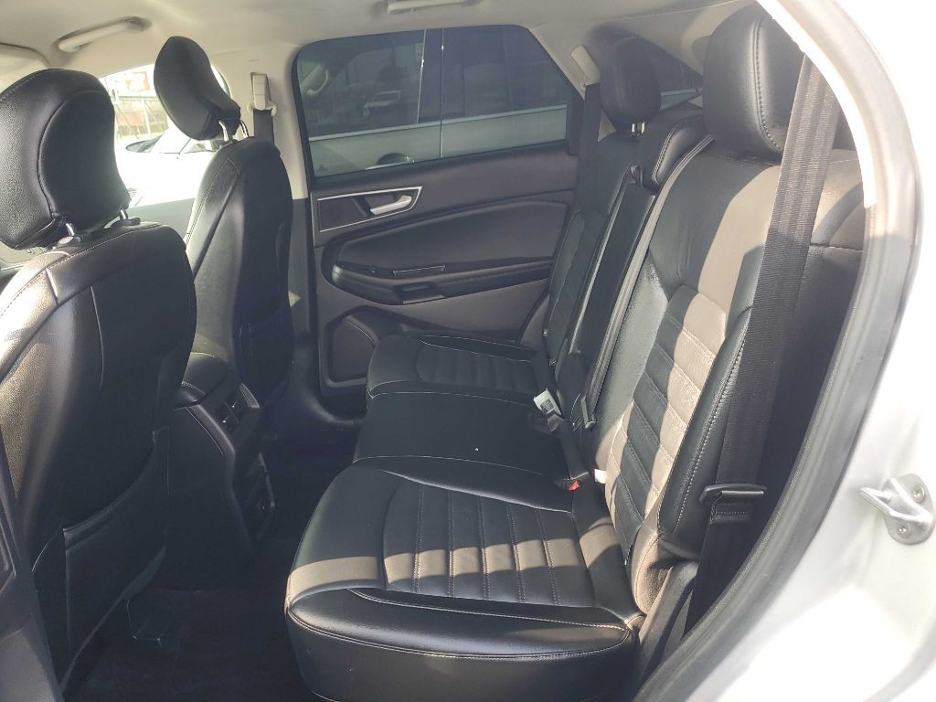 2015 Ford Edge Image 7