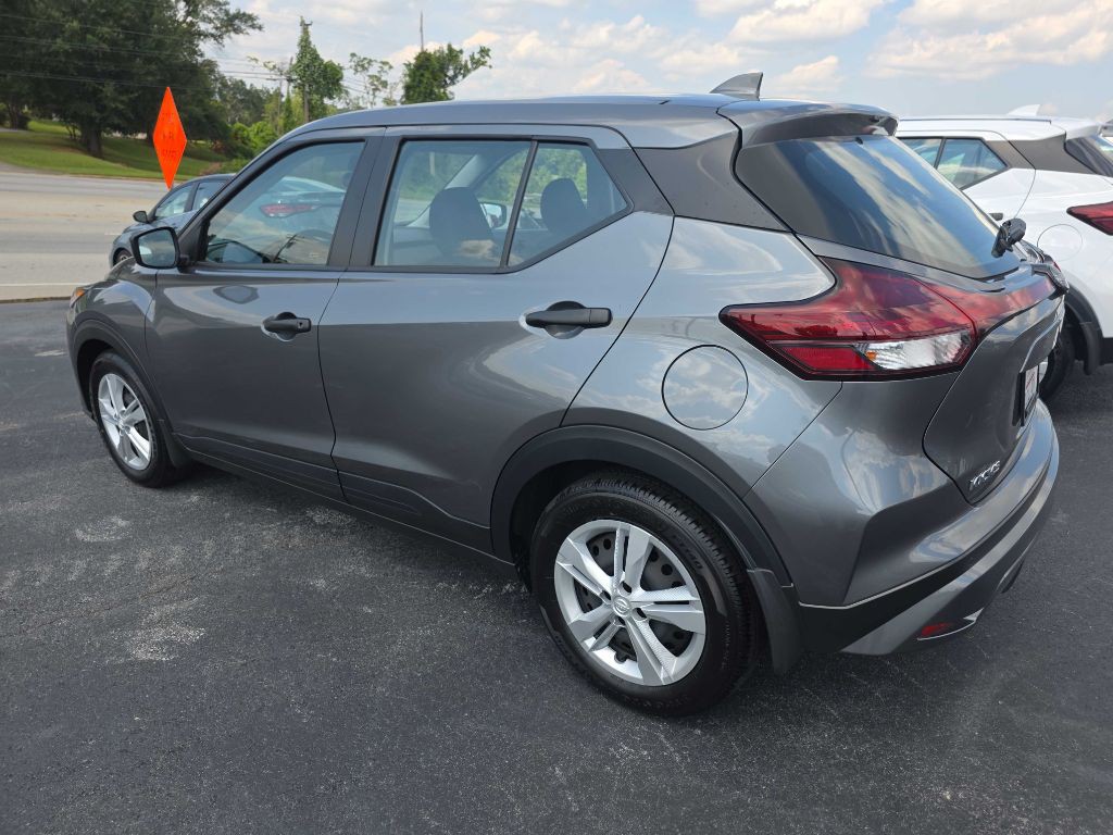2025 Nissan Kicks Image 2