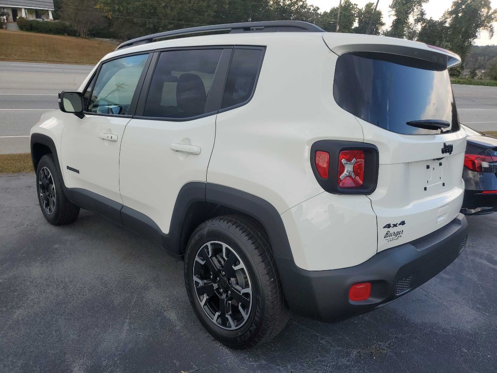 2023 Jeep Renegade Image 2
