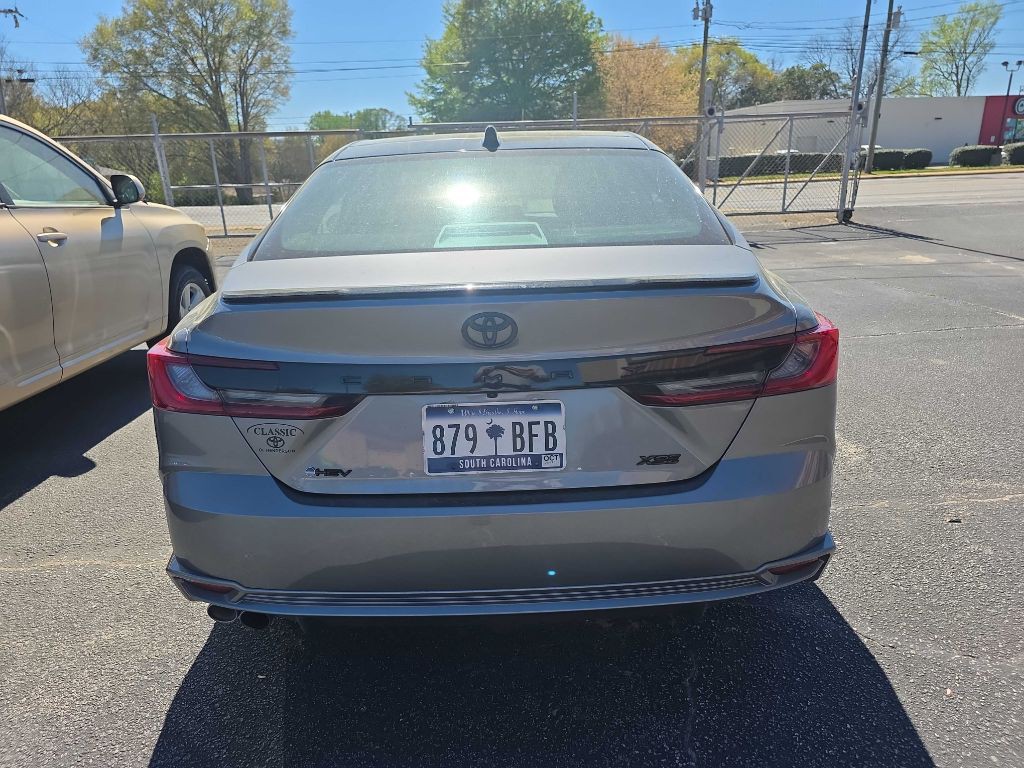 2025 Toyota Camry Image 4