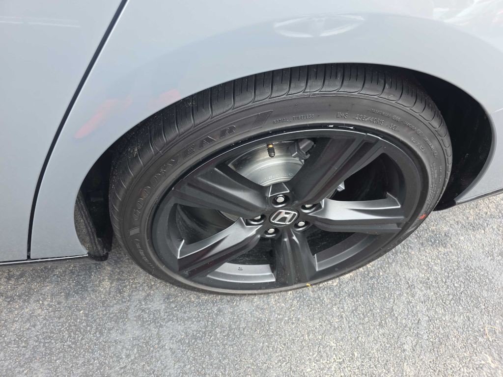 2025 Honda Accord Image 9