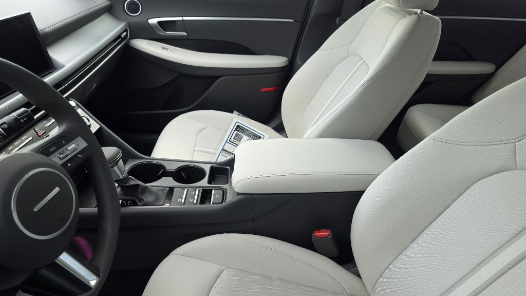 2025 Hyundai Sonata Image 5