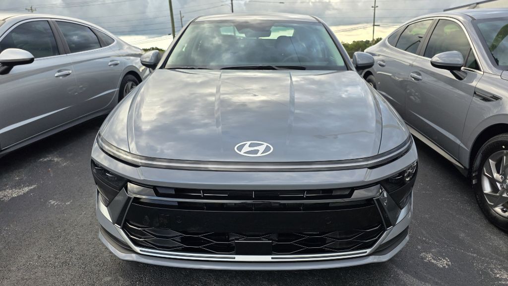 2025 Hyundai Sonata Image 5