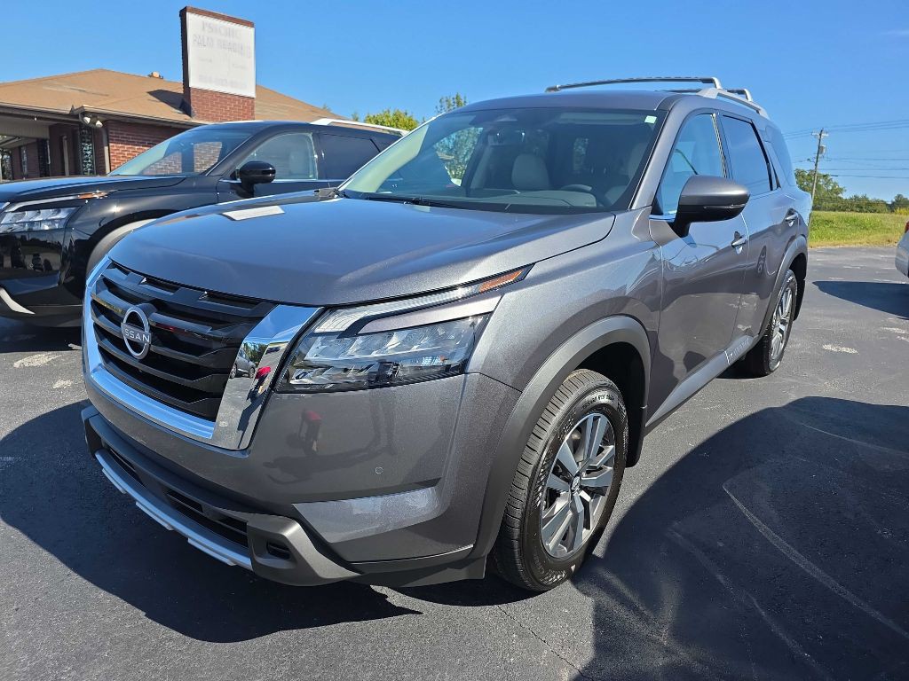2025 Nissan Pathfinder Image 1