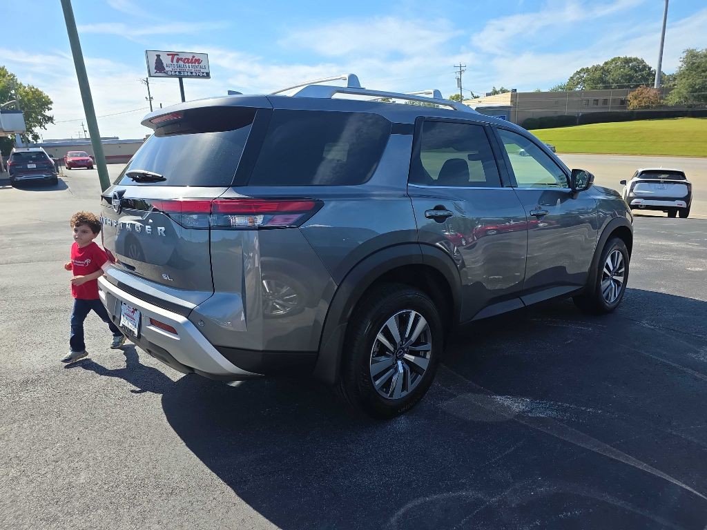 2025 Nissan Pathfinder Image 6