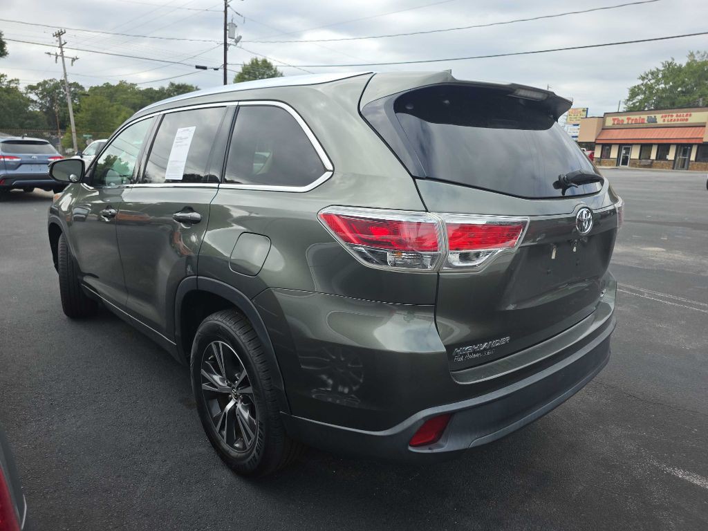 2016 Toyota Highlander Image 3