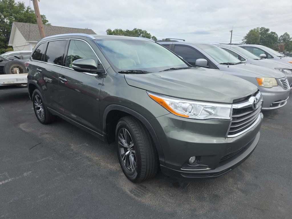2016 Toyota Highlander Image 5