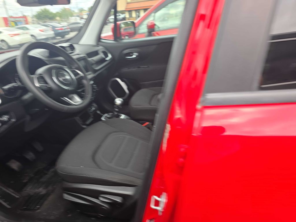 2018 Jeep Renegade Image 8