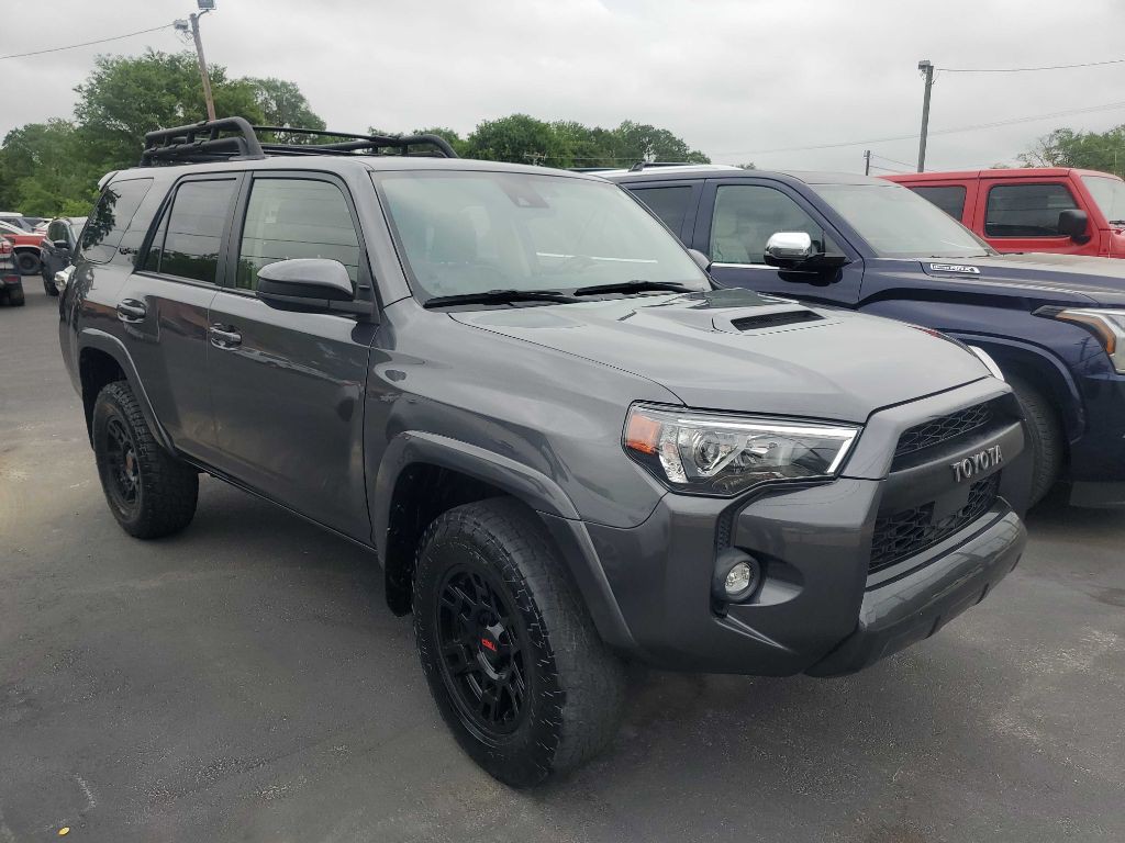 2020 Toyota 4Runner Image 3