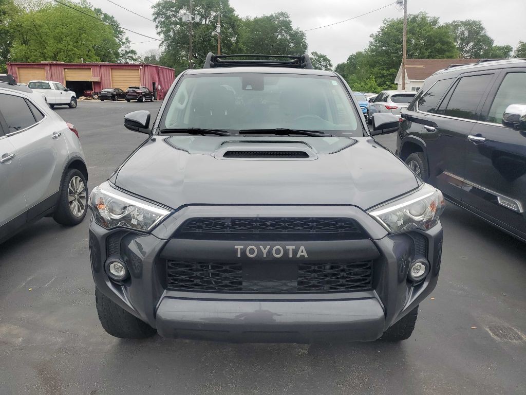 2020 Toyota 4Runner Image 10