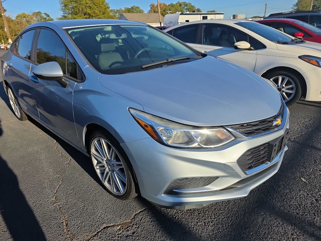 2017 Chevrolet Cruze Image 5